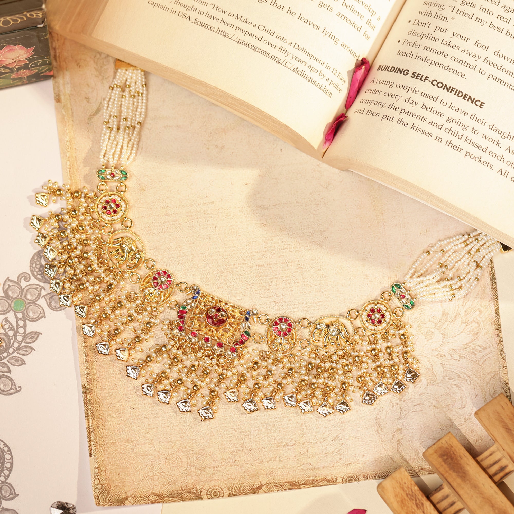Minimal Gold Finish Necklace Set with Earrings