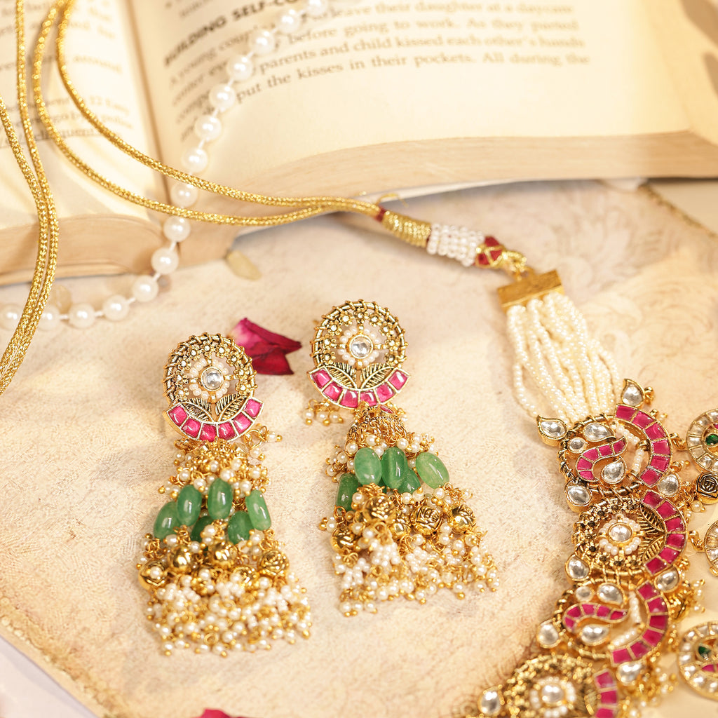 Elegant Gold Plated Choker Necklace Set with Earrings