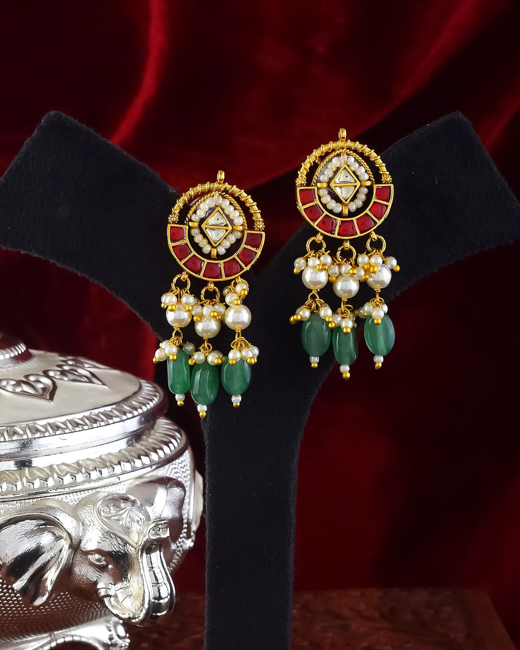 Elegant Lightweight Choker Necklace Set with Earrings