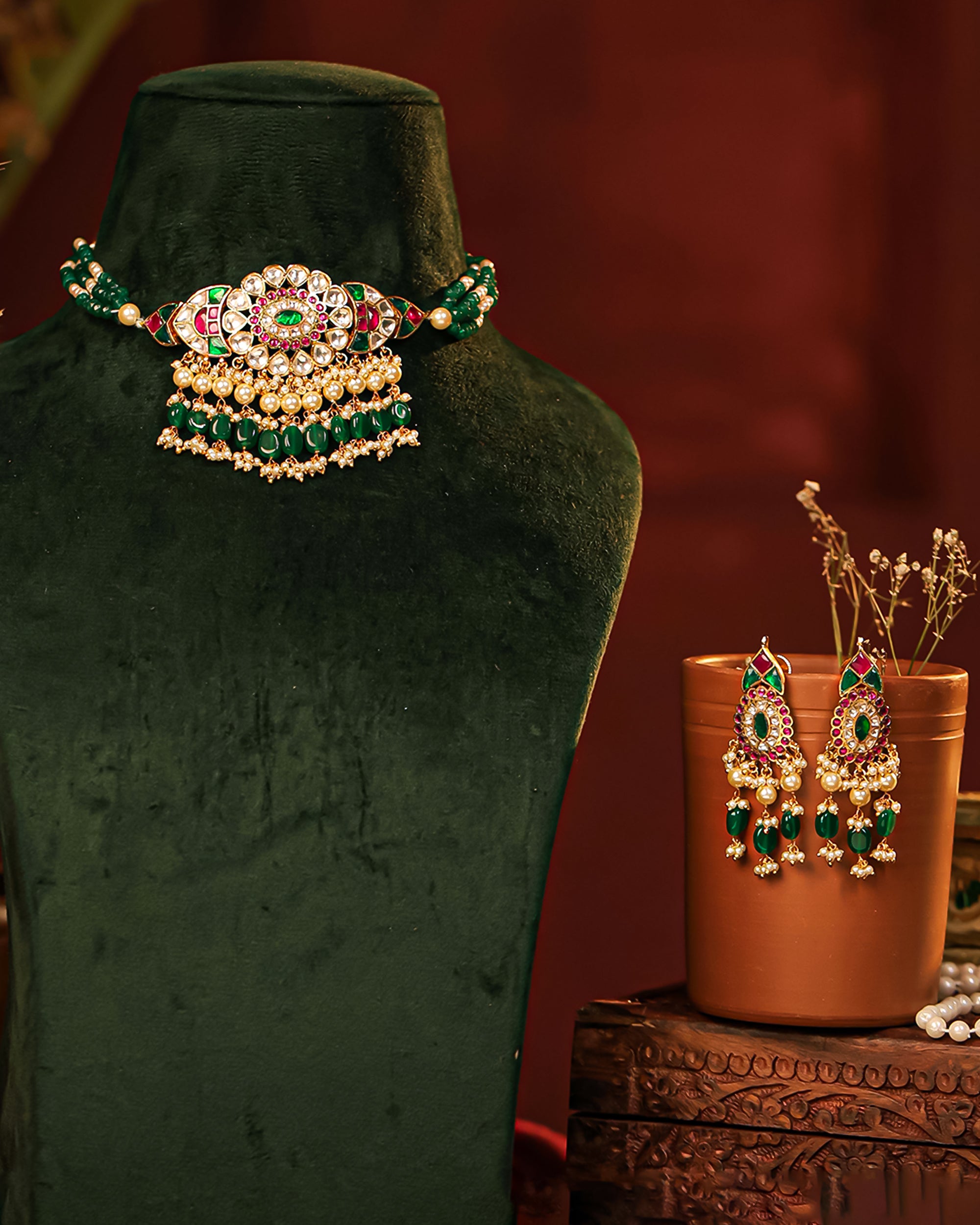 Elegant Gold Plated Choker Necklace Set with Earrings