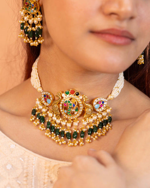Elegant Gold Plated Choker Necklace Set with Earrings