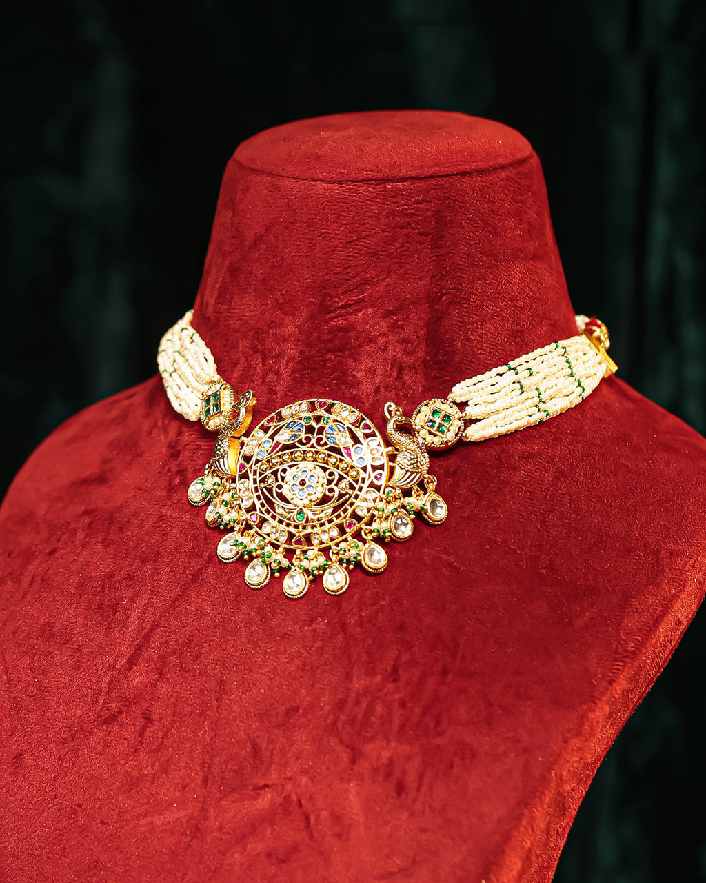 Elegant Gold Finish Choker Necklace Set with Earrings