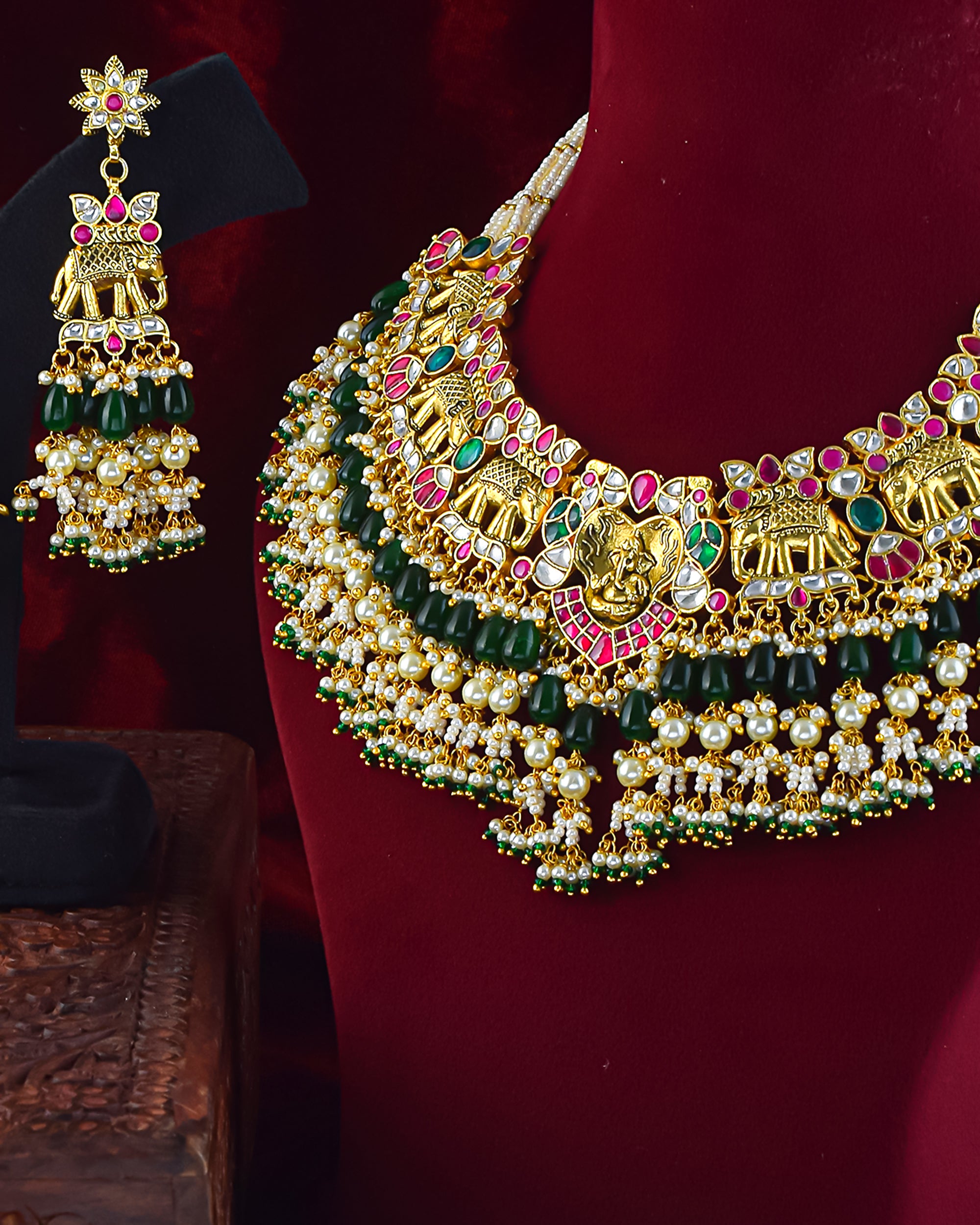 Elegant Statement Necklace Set with Earrings