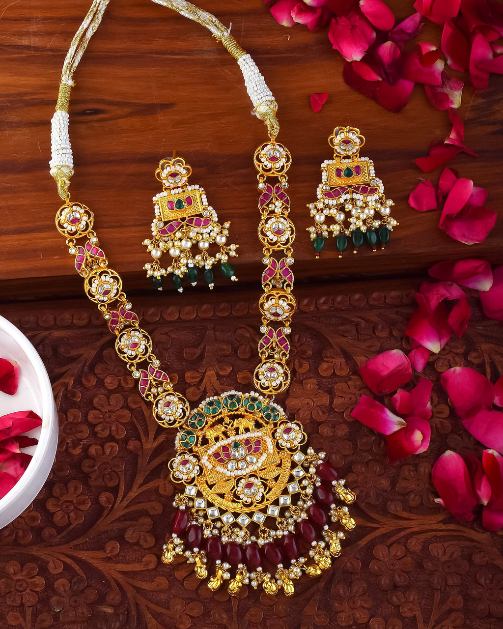 Premium Designer Pendant Necklace Set with Earrings