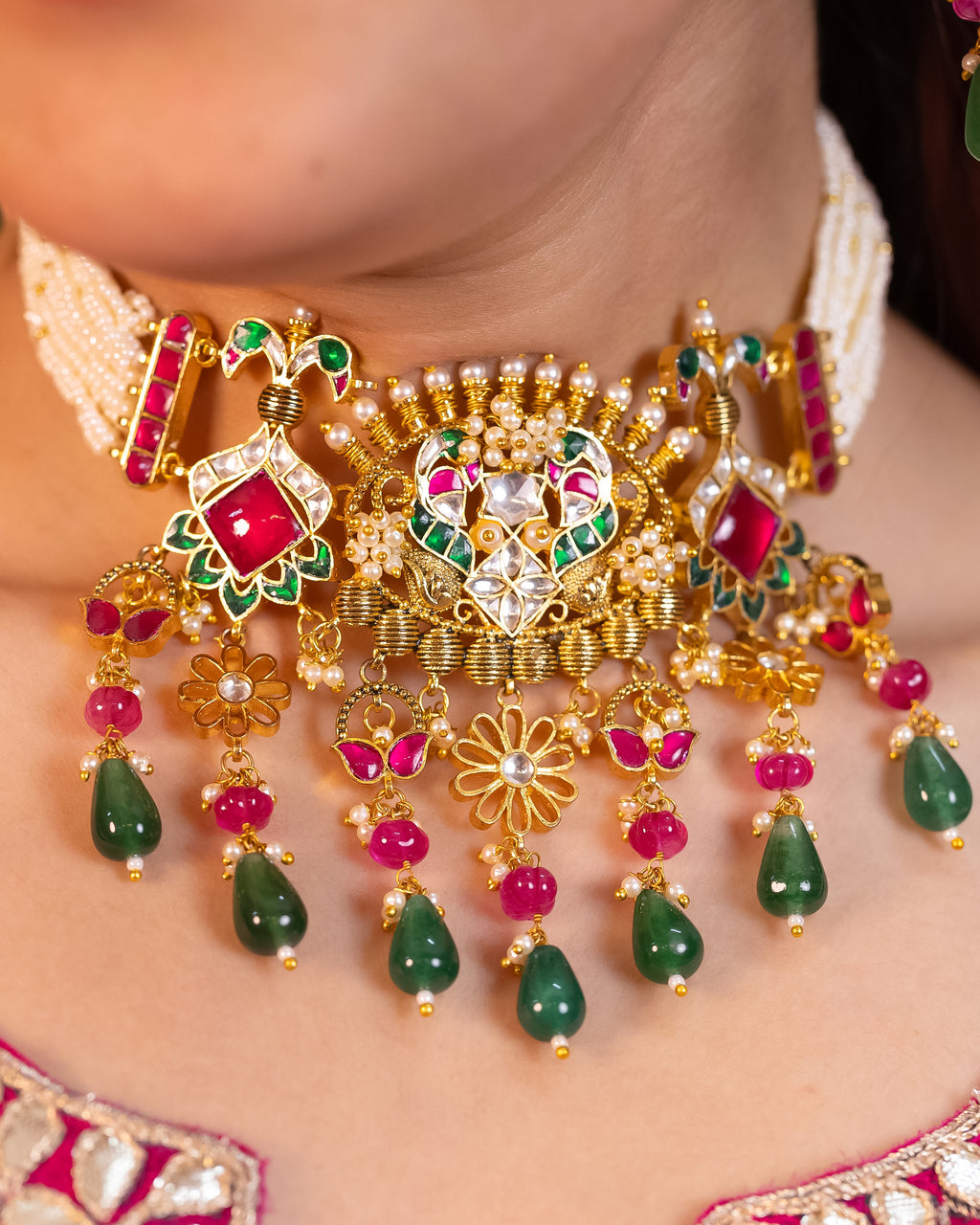 Elegant Gold Plated Choker Necklace Set with Earrings
