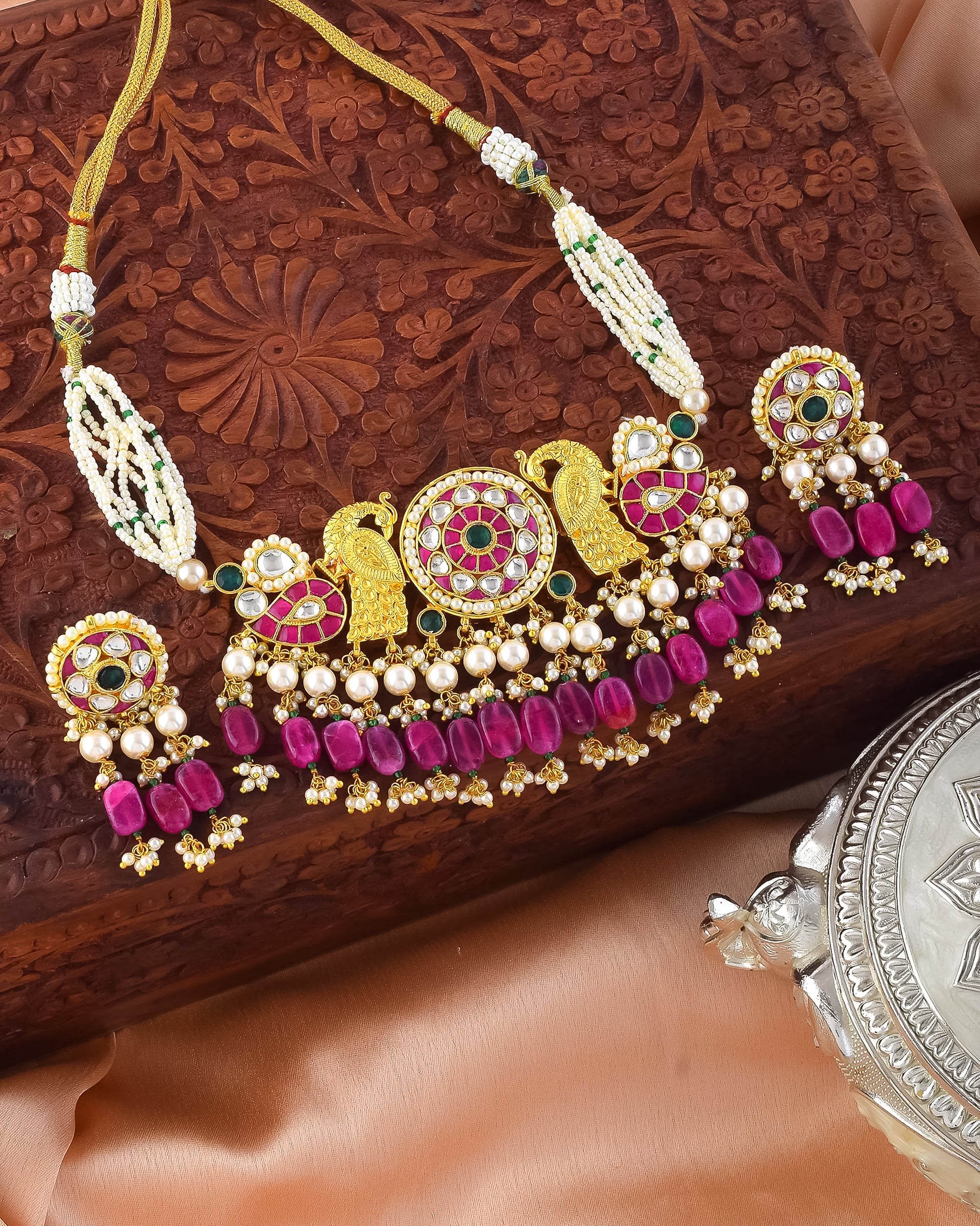 Classic Elegant Choker Necklace Set with Earrings