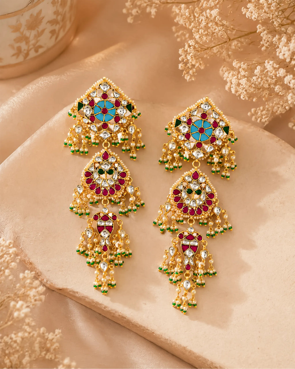 Pendientes de araña Kundan, declaración nupcial india tradicional, gotas de perlas y cuentas verdes