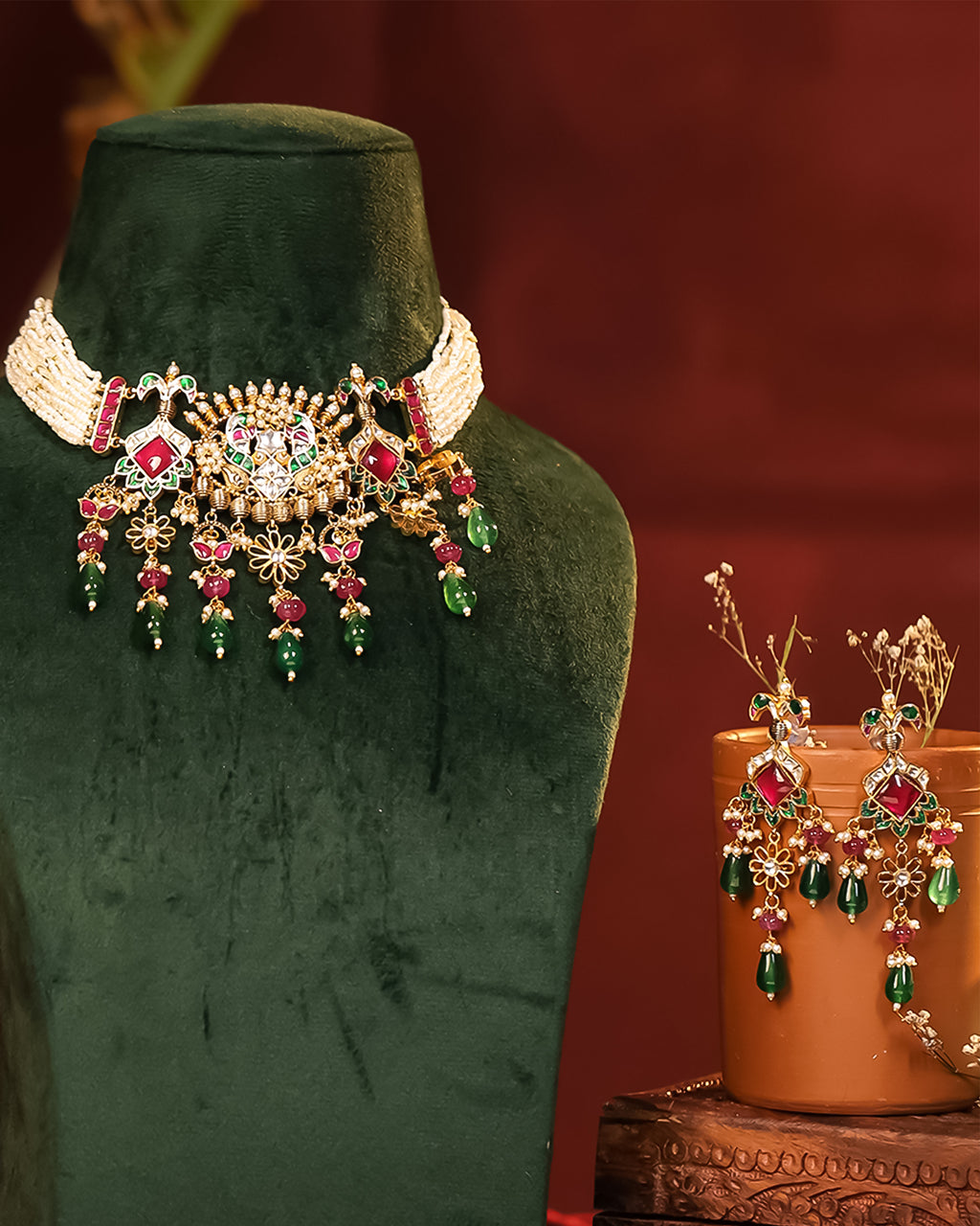 Elegant Gold Plated Choker Necklace Set with Earrings