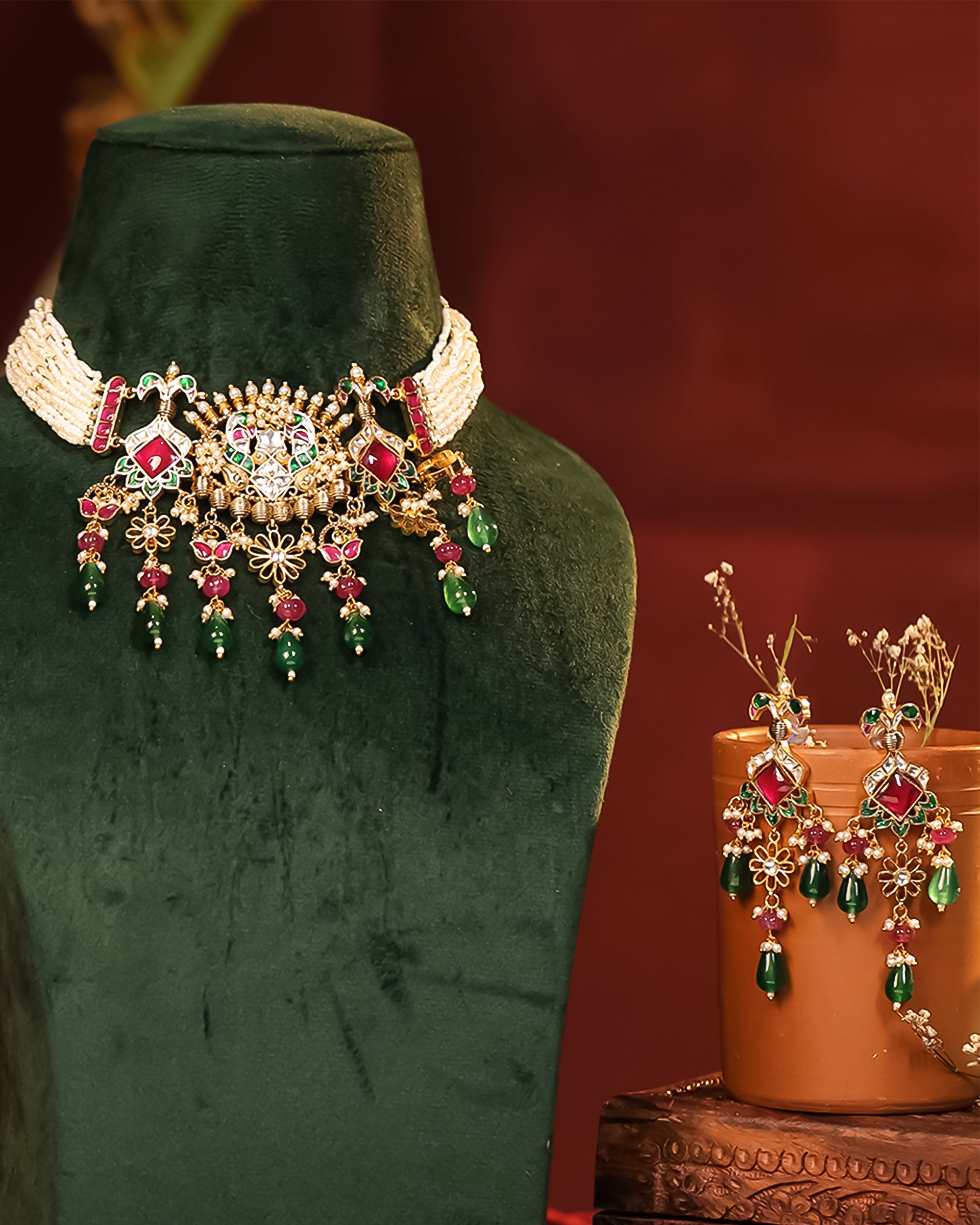 Elegant Gold Plated Choker Necklace Set with Earrings