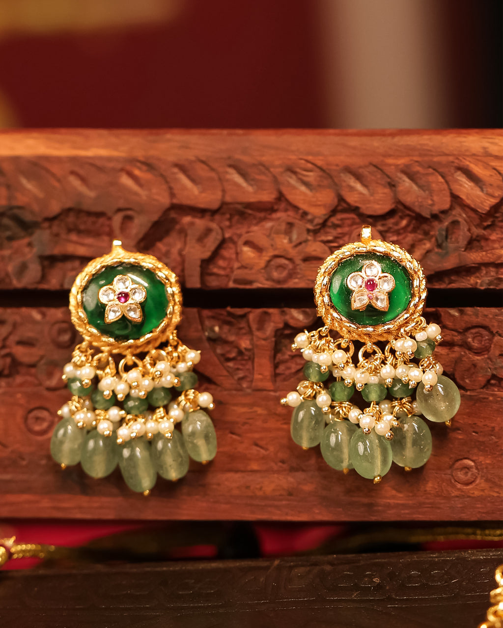 Classic Elegant Necklace Set with Earrings