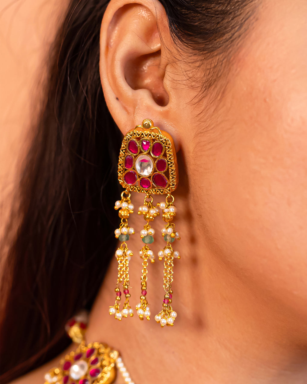 Elegant Statement Necklace Set with Earrings