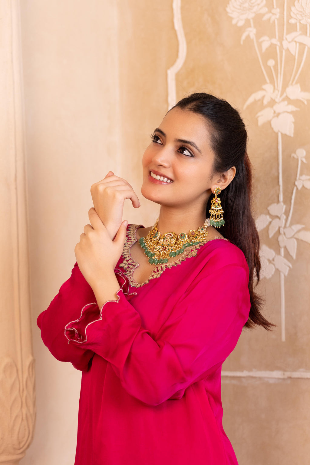Classic Designer Choker Necklace Set with Earrings