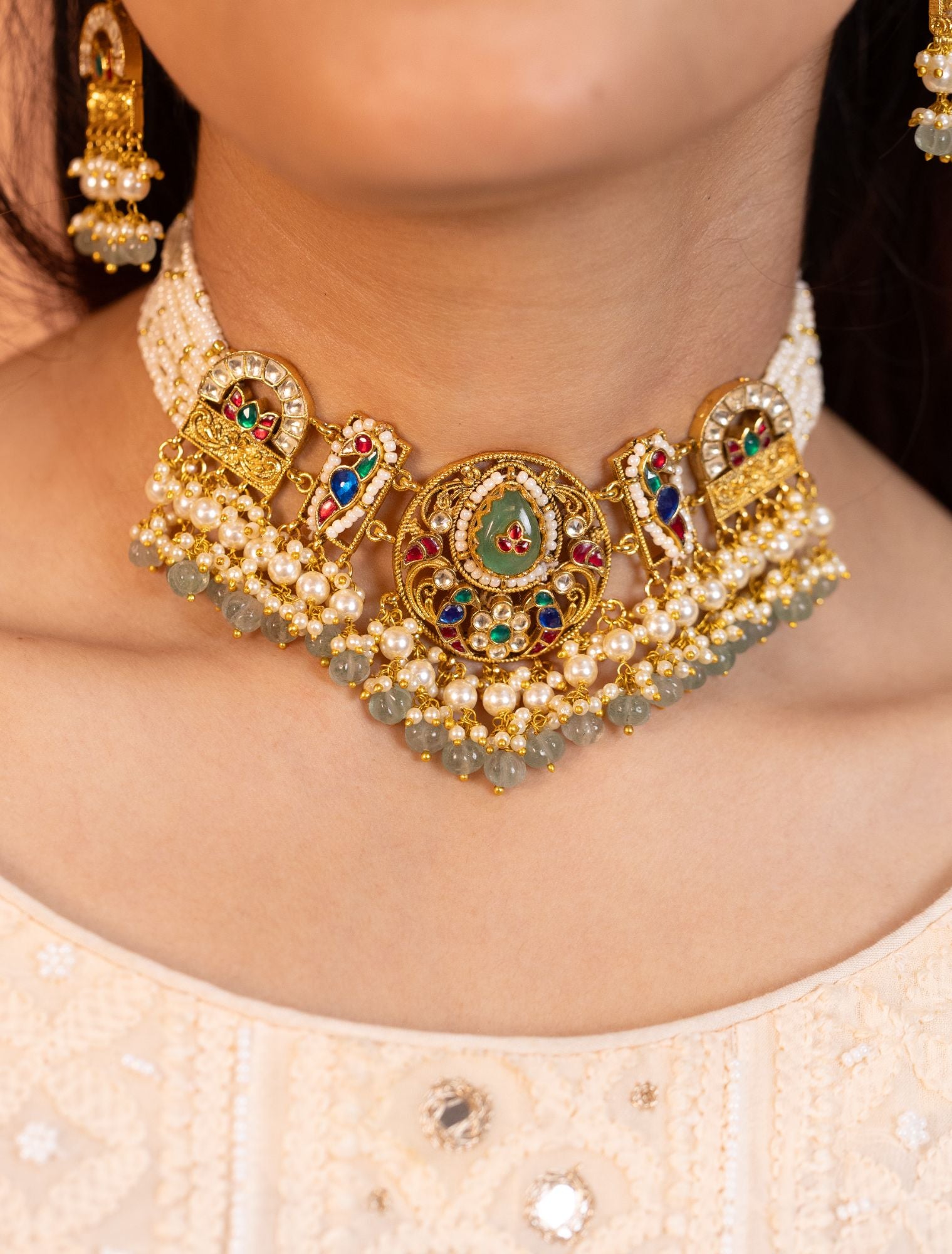 Lightweight Elegant Choker Necklace Set with Earrings