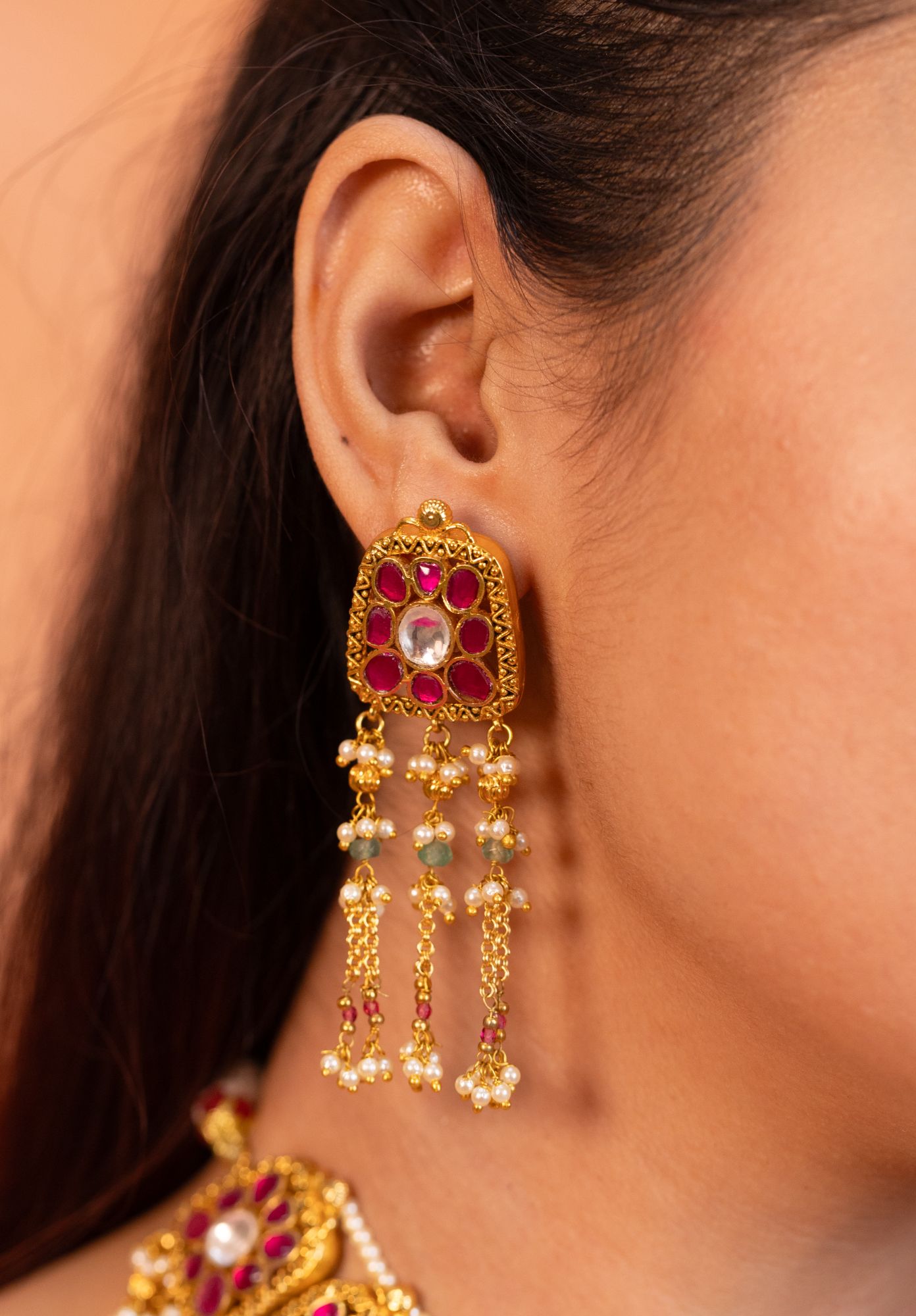 Elegant Statement Necklace Set with Earrings