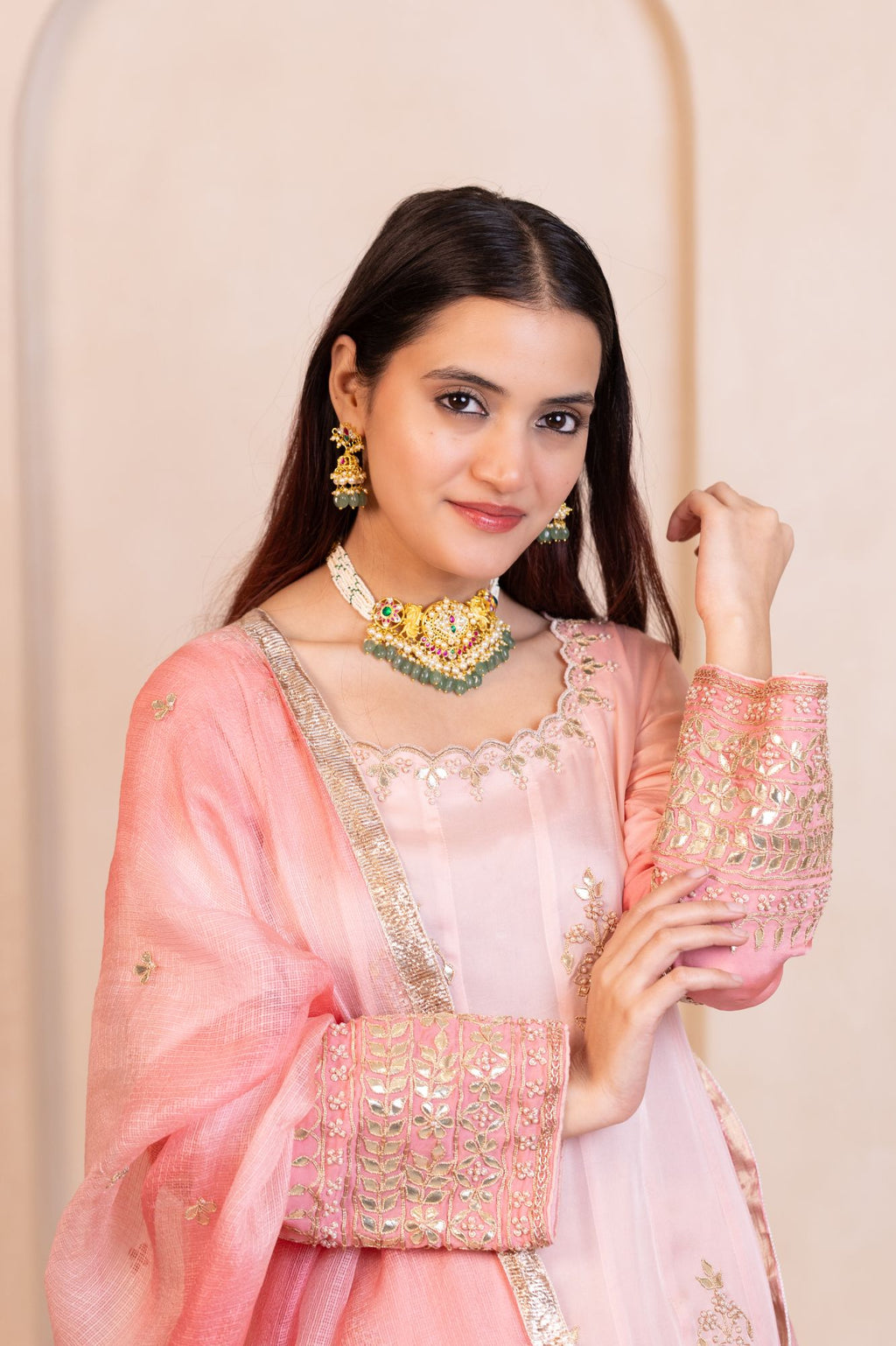 Lightweight Elegant Choker Necklace Set with Earrings