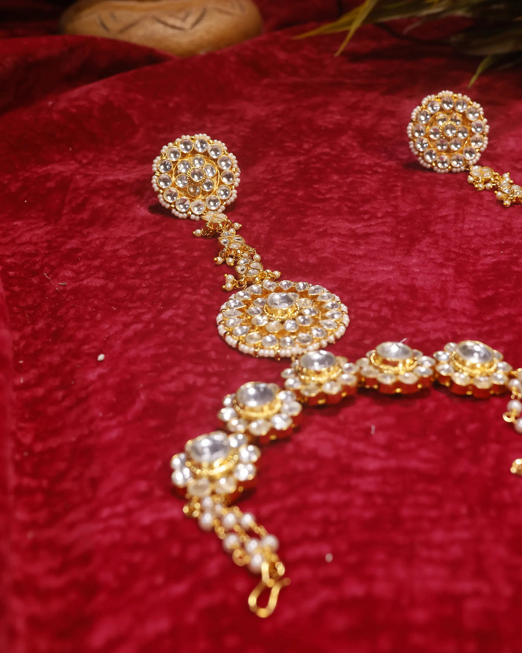 Handcrafted Pachi Kundan Haath Phool, Pearl Bordered Floral Hand Harness Bridal Jewelry