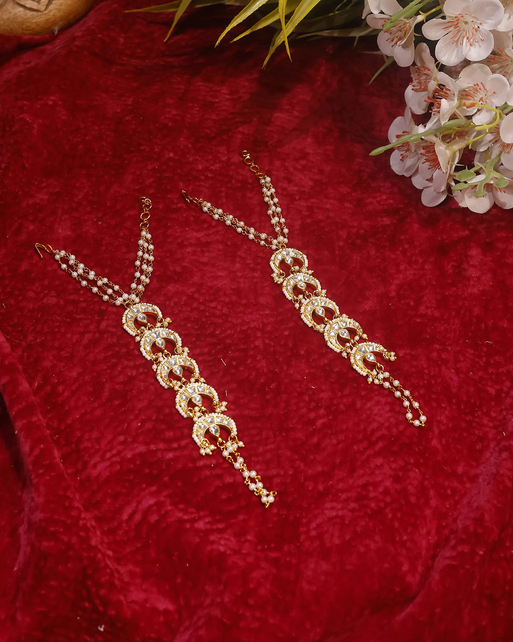 Tradicional Kundan Hathphool Pulsera de Mano | Accesorio de Mano de Perlas y Piedras