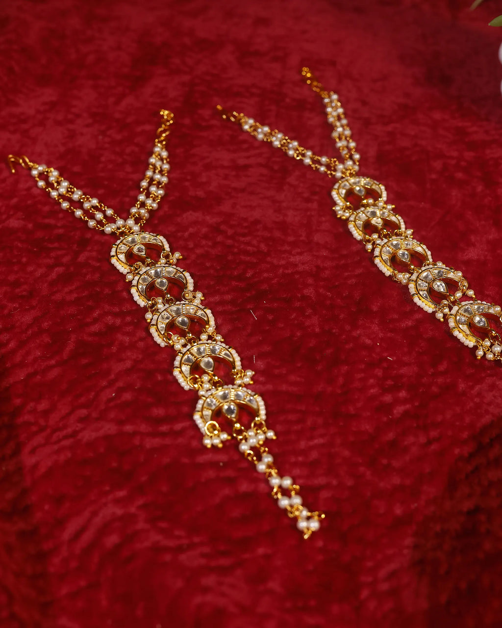 Tradicional Kundan Hathphool Pulsera de Mano | Accesorio de Mano de Perlas y Piedras