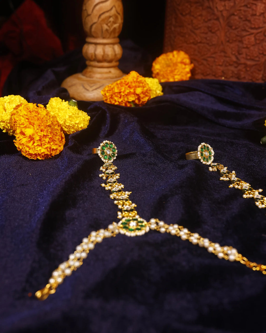 Traditional Kundan Pearl Hathphool, Indian Bridal Hand Harness, Ethnic Wedding Jewelry