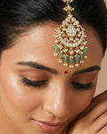Kundan Mang Tikka with Emerald Drops | Indian Bridal Headpiece, Pearl Accent