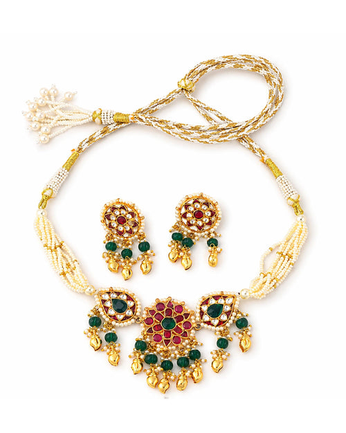 Elegantes traditionelles Kundan Choker-Halsketten-Set mit Smaragd- und Rubinakzenten
