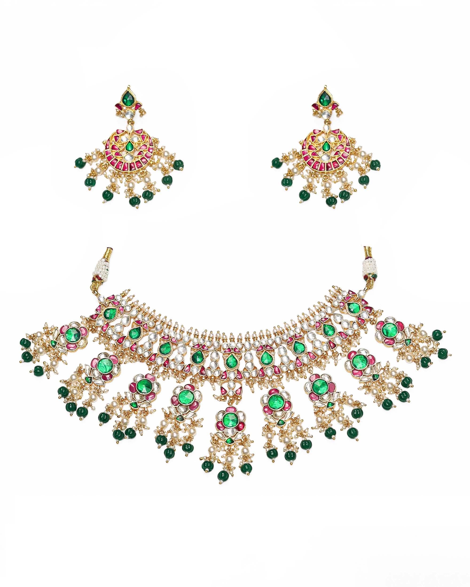 Handcrafted Kundan Choker Set: Emerald Green, Ruby Accents, Traditional Indian Bridal Necklace