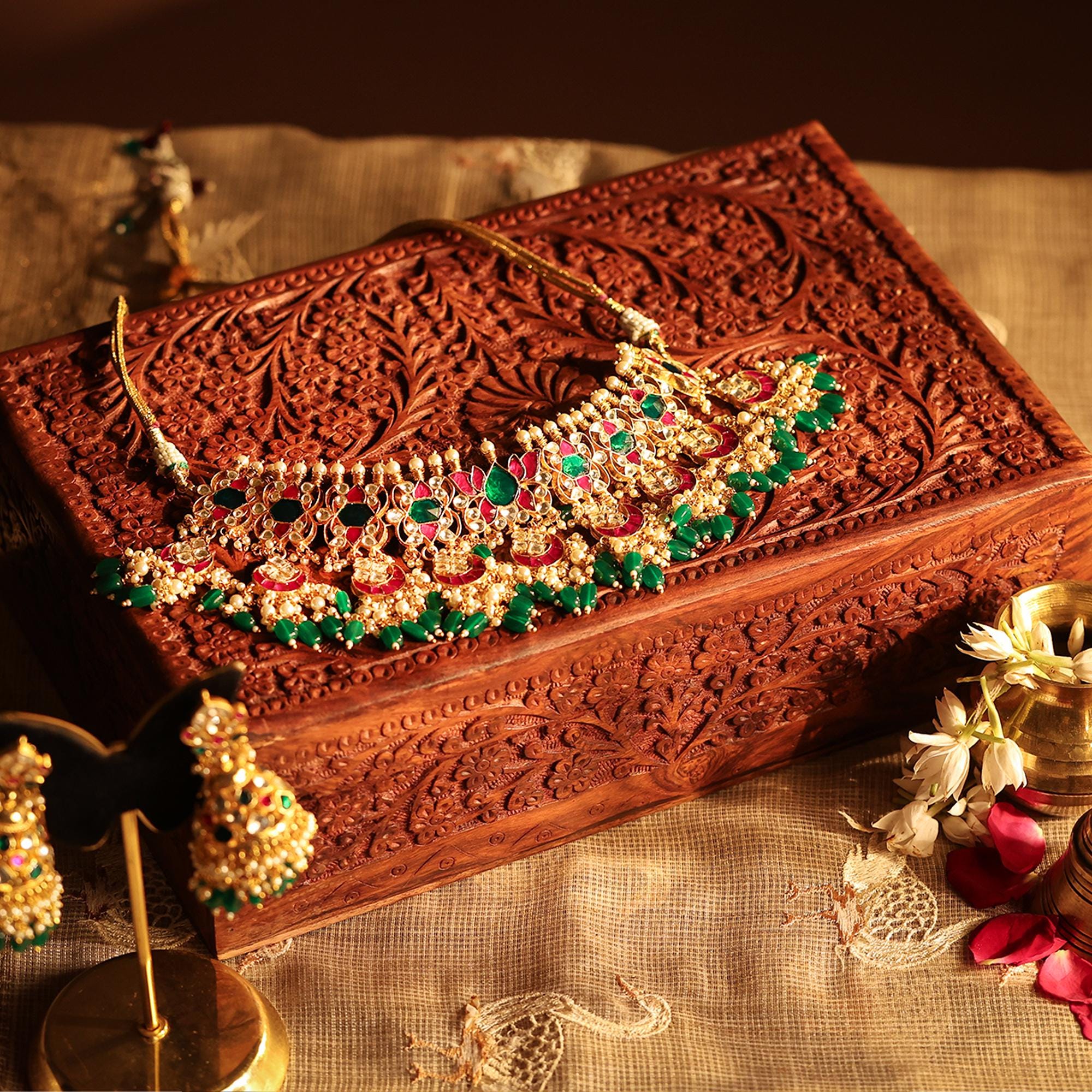 Royal Kundan Bridal Choker Set with Maang Tikka, Jhumka Earrings  Indian Wedding Jewelry