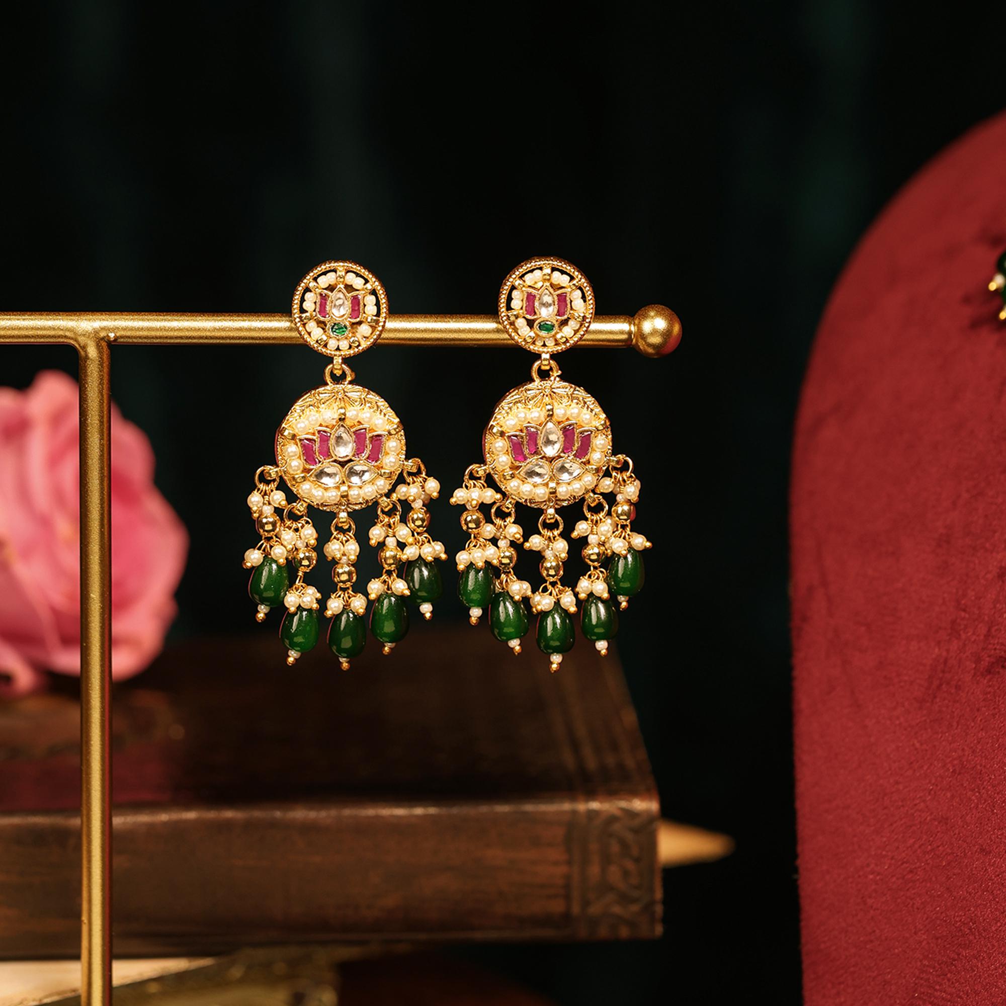 Kundan Emerald Choker Necklace Set | Indian Bridal Jewelry with Pearls Earrings