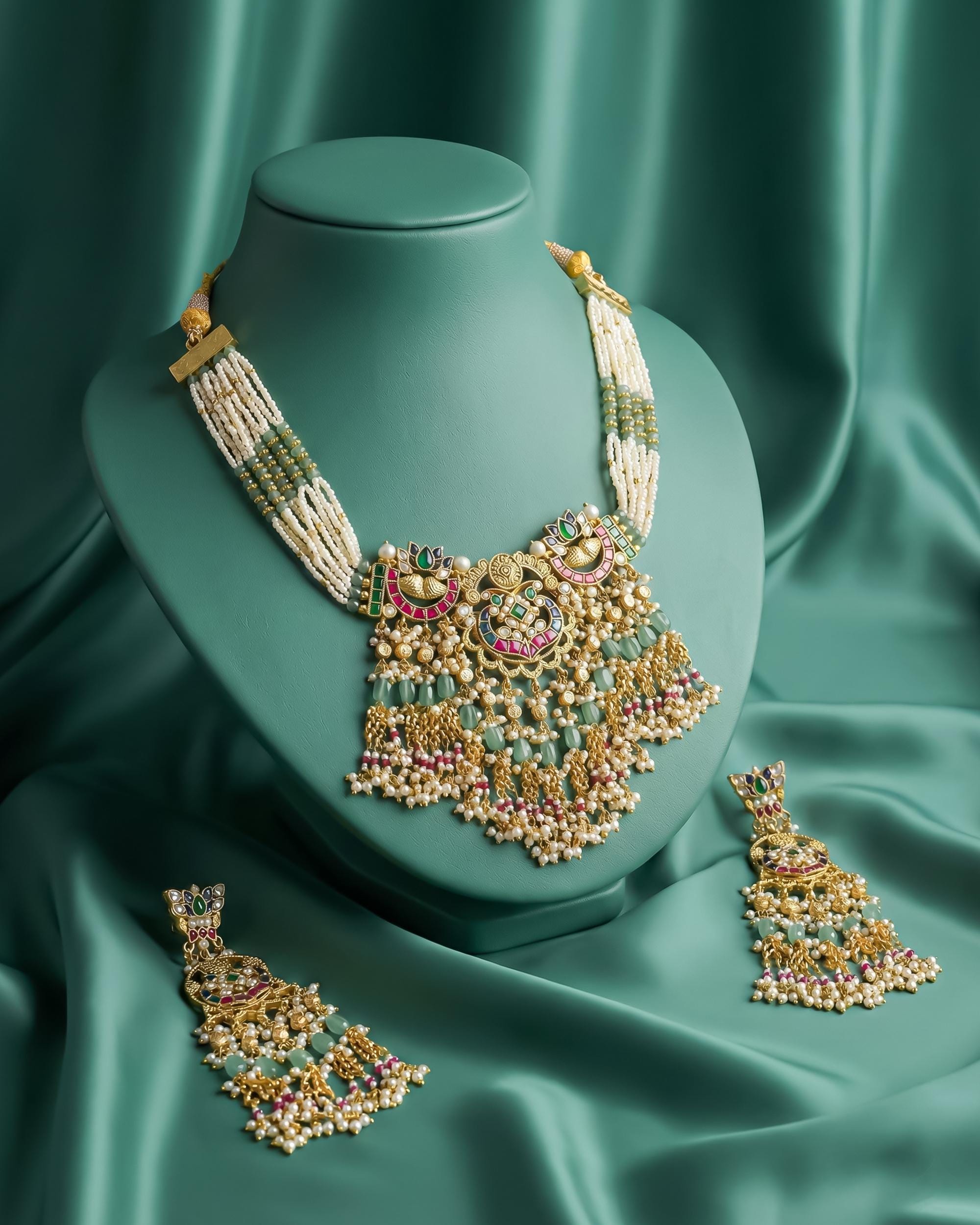 Handcrafted Pachi Kundan Choker Set  Antique Gold Chain Collar, Mint Green Tumbles