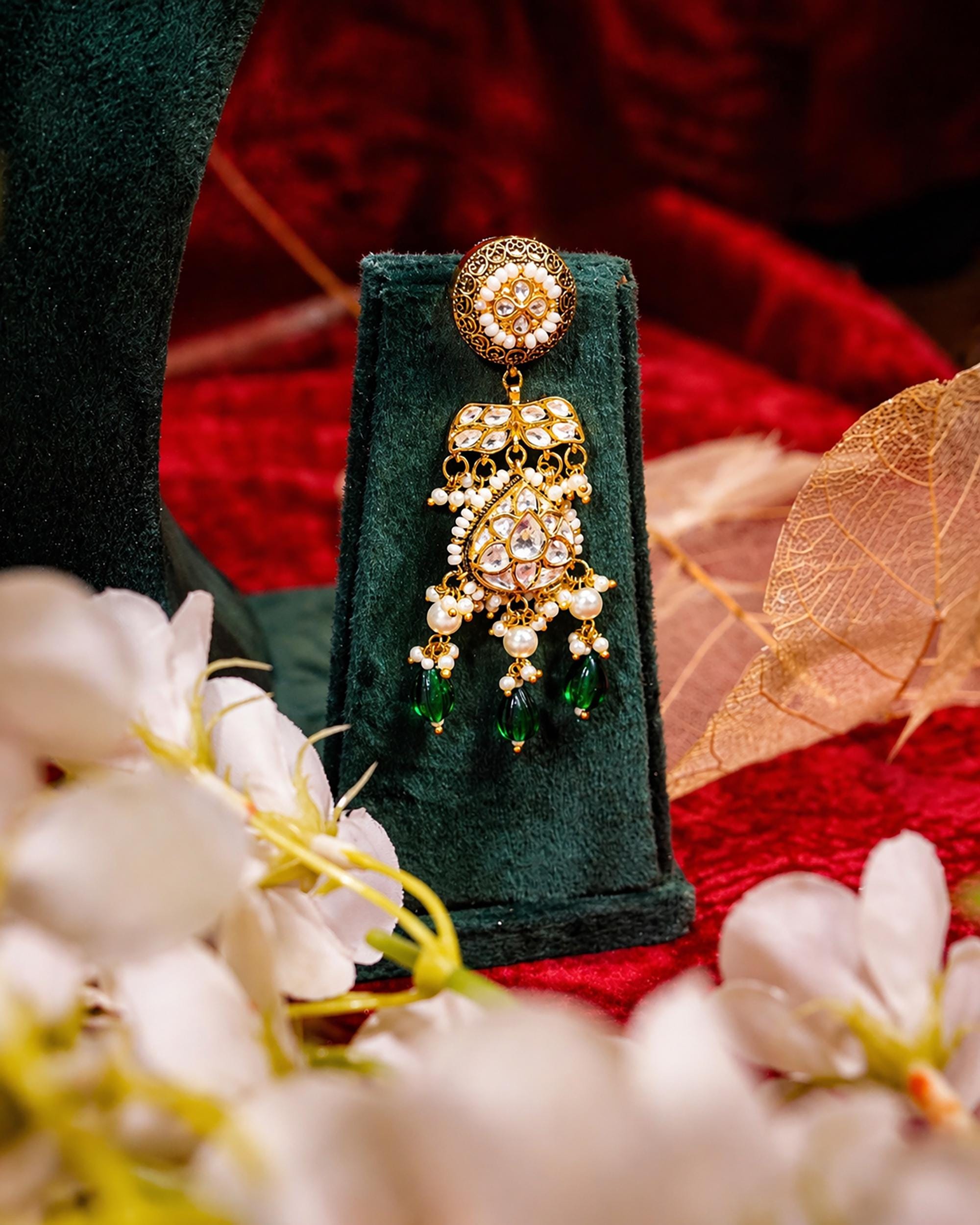 Vintage Gold-Plated Pachi Kundan Statement Pendant Necklace Set with Emerald Green Drops