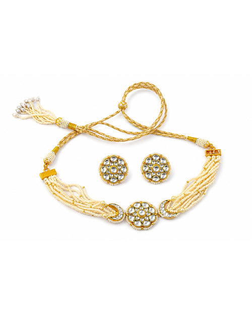Elegantes, minimalistisches florales Kundan Choker-Set mit mehrreihigen Perlen