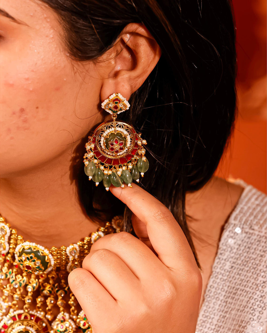 Regal Antique Gold Kundan Choker Set with Emerald Green Drops