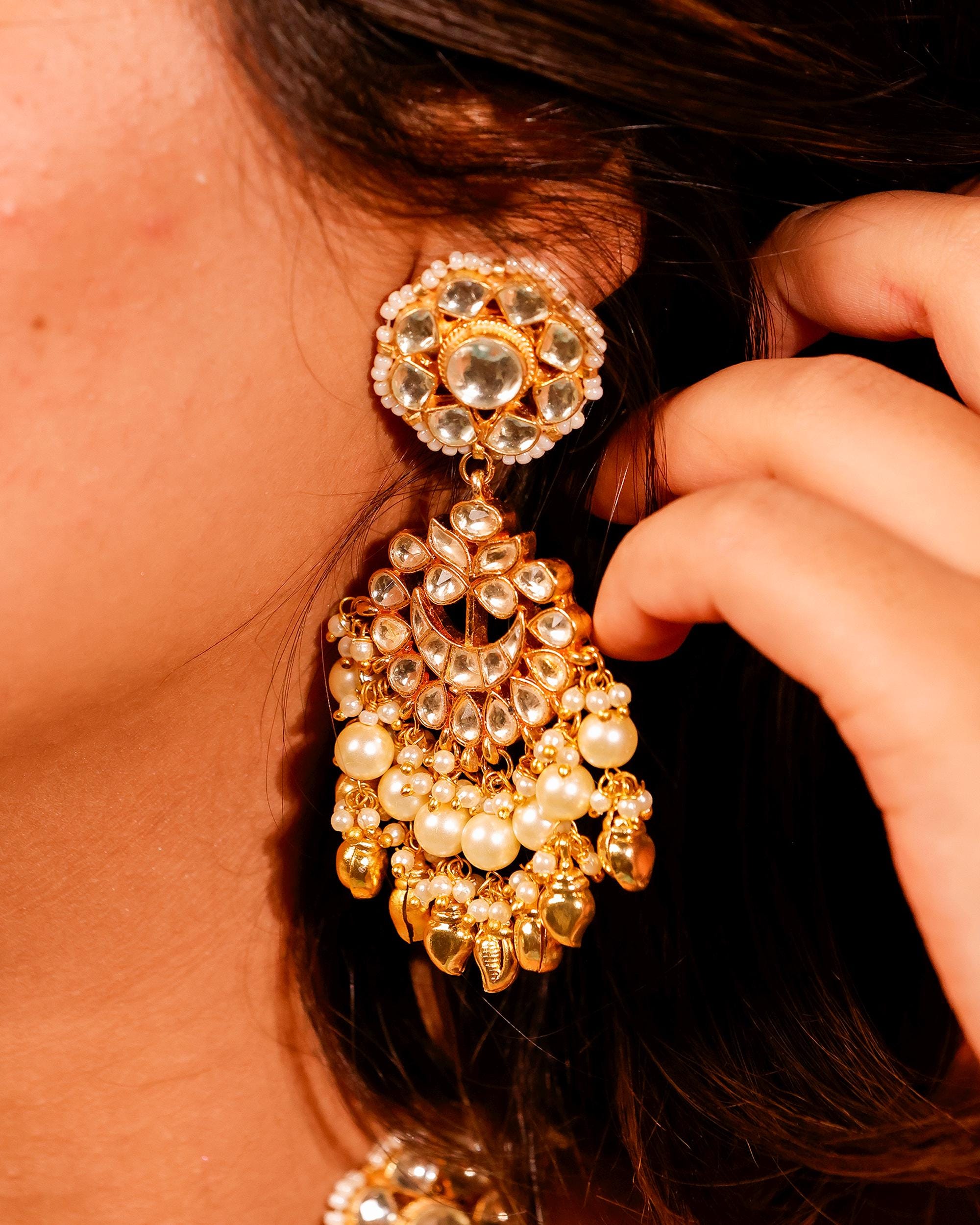 Classic Royal Kundan & Pearl Choker Set with Golden Bud Drops
