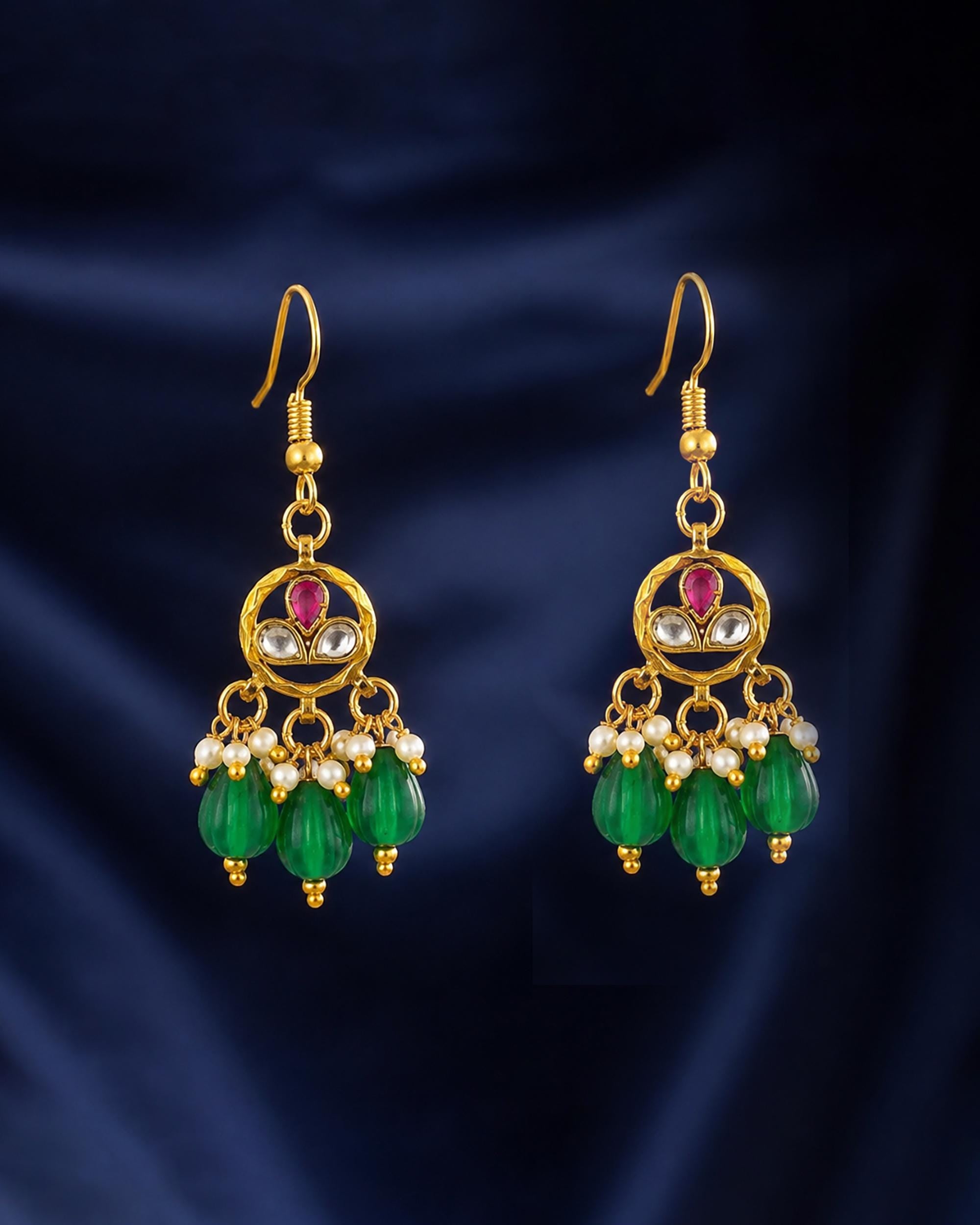 Gold-Plated Choker Necklace Earrings Set: Emerald Green Beads, Ruby Accents