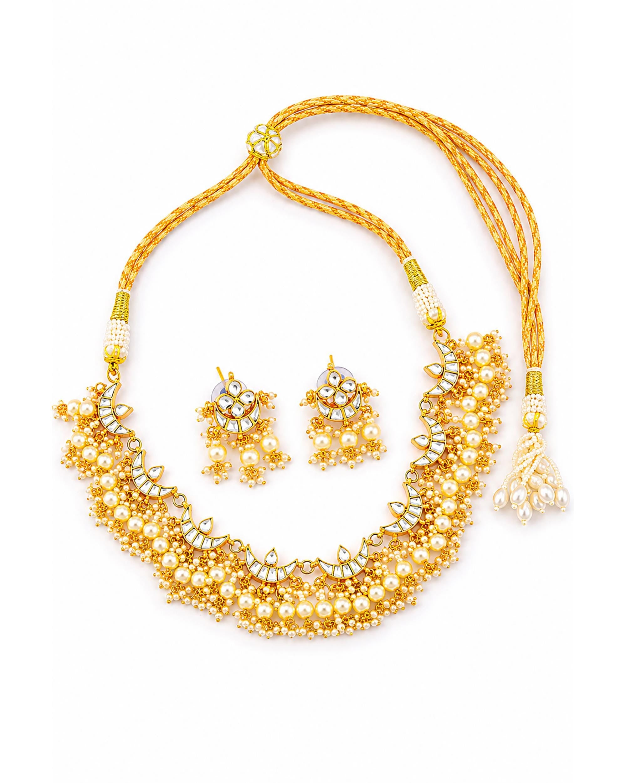Elegant Royal Chandbali Kundan Choker Necklace & Pearls Set with Matching Earrings