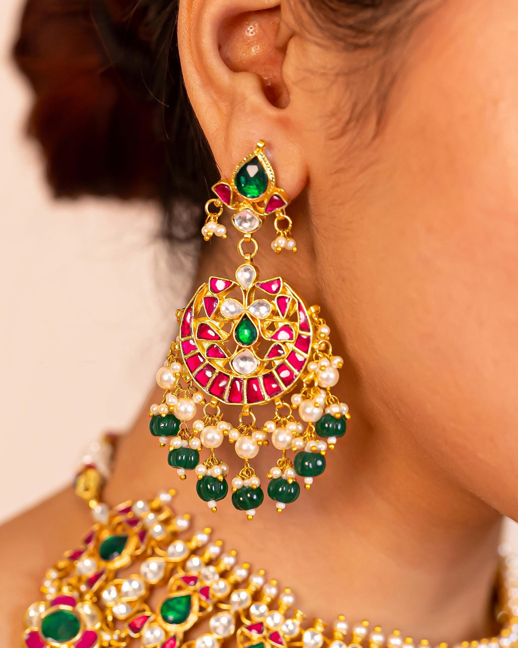 Handcrafted Kundan Choker Set: Emerald Green, Ruby Accents, Traditional Indian Bridal Necklace