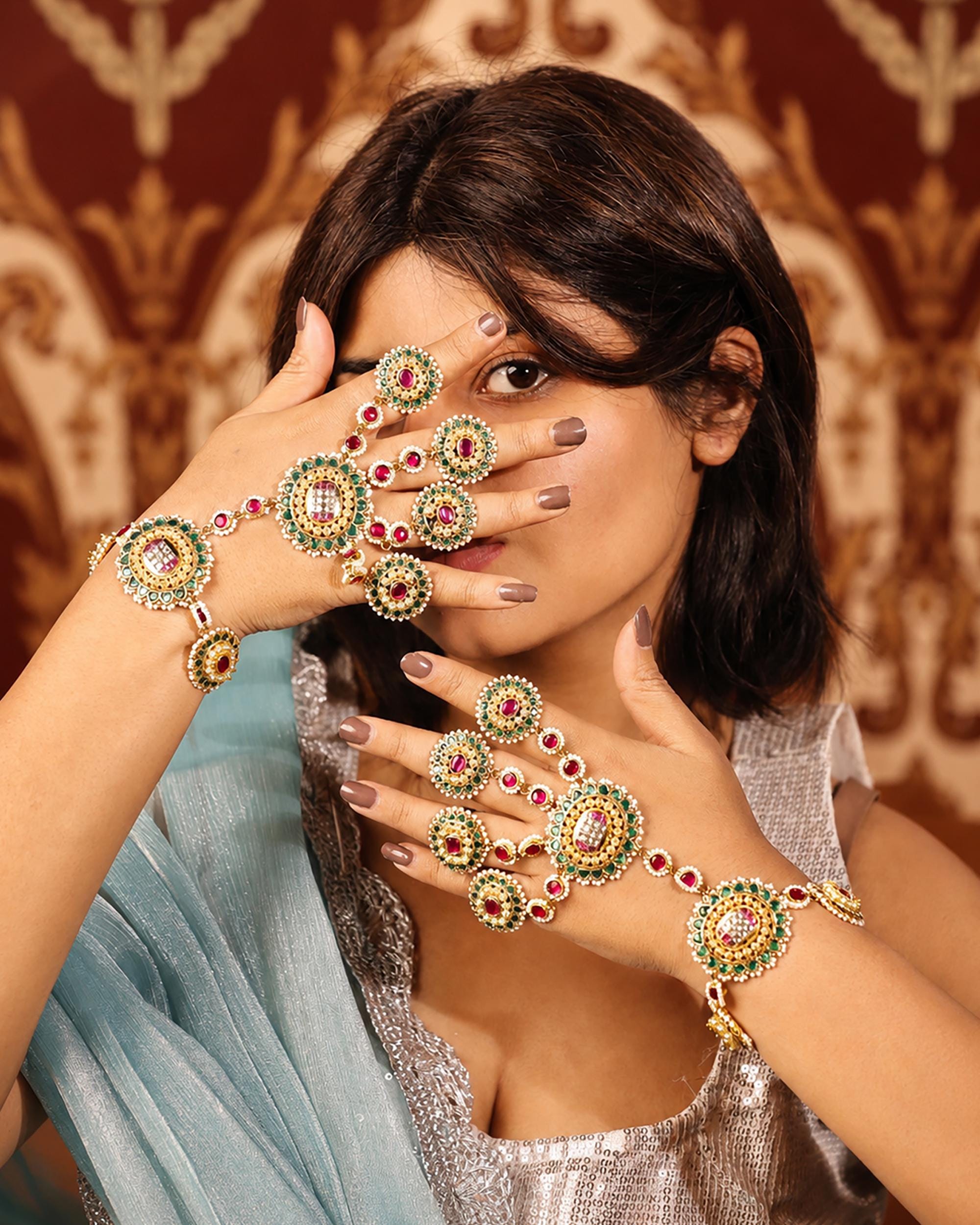 Red Green Kundan Haathphool | Bridal Hand Harness, Pearl Wedding Jewelry