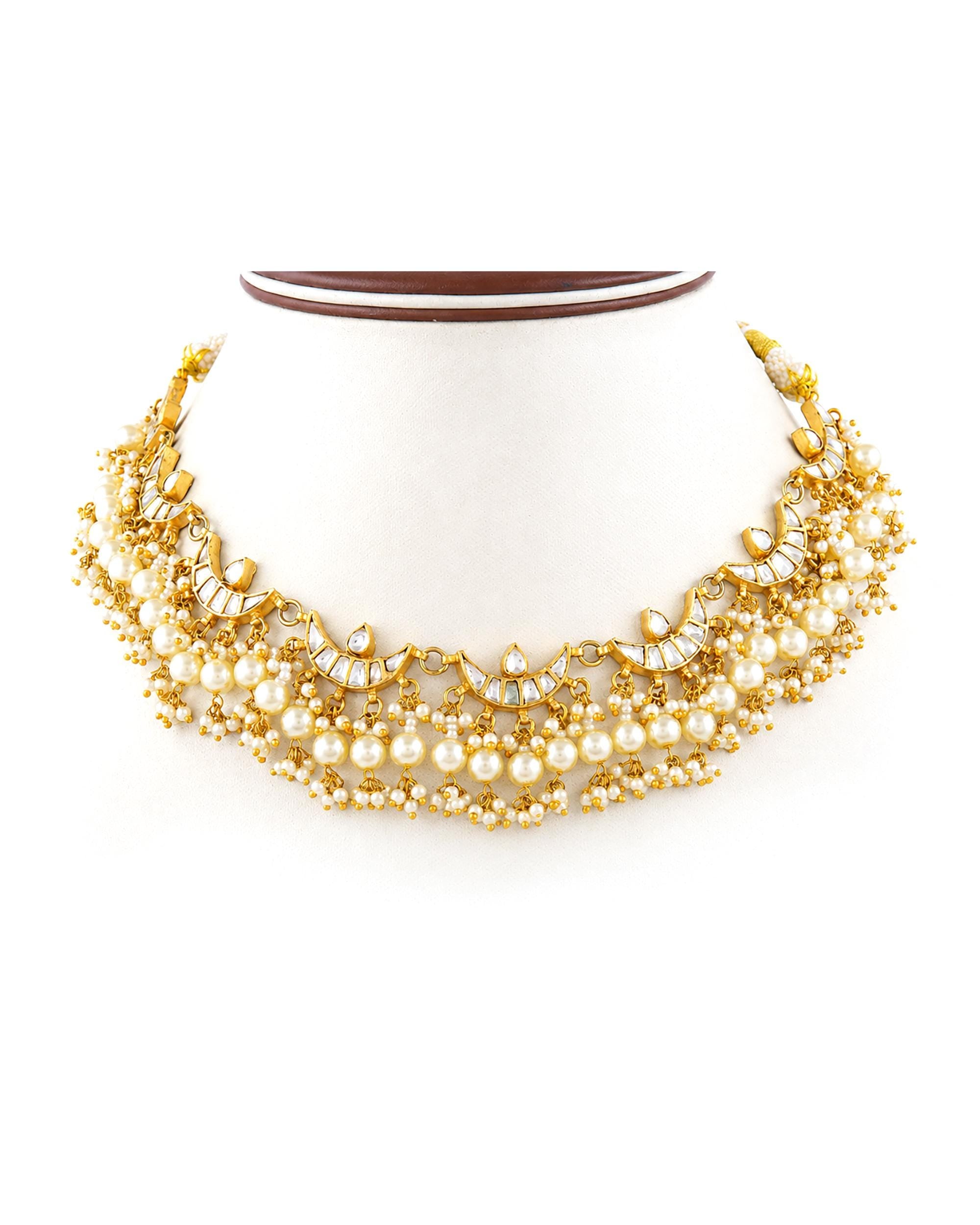Elegant Royal Chandbali Kundan Choker Necklace & Pearls Set with Matching Earrings