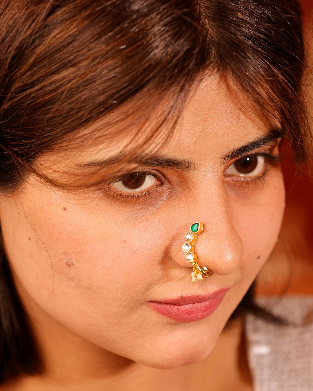 Traditional Kundan Nose Pin Clip On, Emerald Teardrop Nath, Gold-Toned Wedding Jewelry
